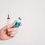 Coronarestriktionerna i Andalusien förlängs och paus med vaccin från AstraZeneca