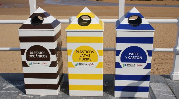 Strandpromenad i Nerja, Málaga bäst på återvinning och här handlar du billigast på solkusten