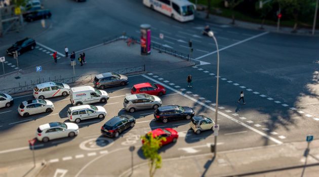 Trafikproblem San Pedro, rysk konst tas bort och stjärnkockar lagar mat med barn